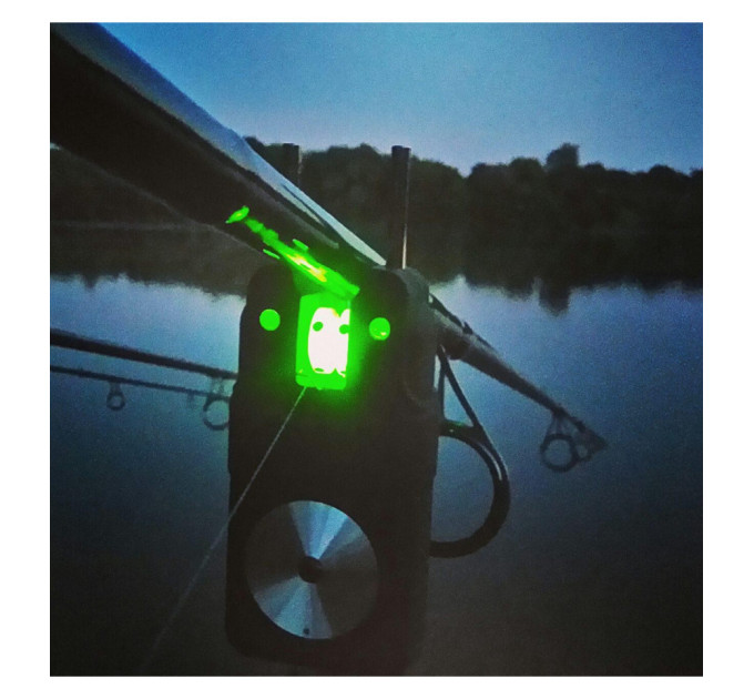 Сигнализатор World4Carp FA214 Green