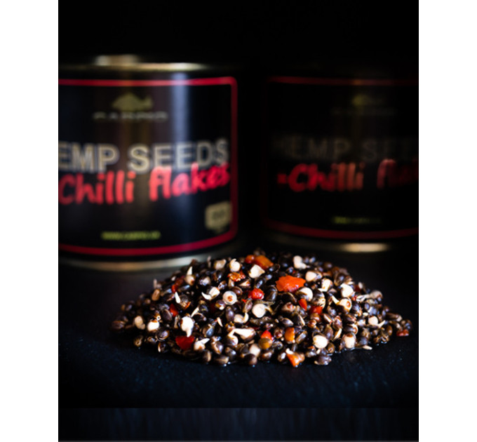 Зерносмесь CARPIO HEMP SEEDS+Chilli flakes / Зерна конопли с хлопьями Чили, 0.5 л